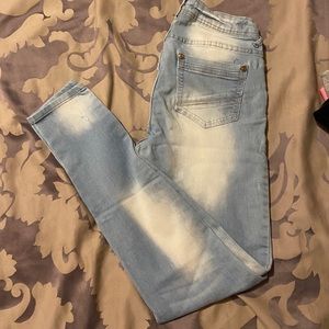Size7 wallflower skinny jeans